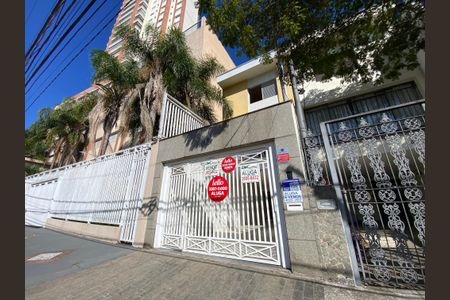 Casa à venda com 180m², 3 quartos e 3 vagasFachada