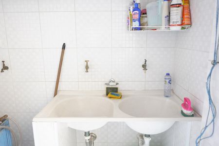 Casa à venda com 180m², 3 quartos e 3 vagasÁrea de Serviço