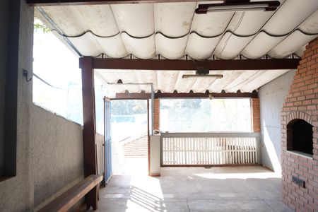 Casa à venda com 180m², 3 quartos e 3 vagasChurrasqueira