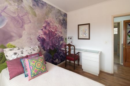 Casa para alugar com 287m², 4 quartos e 3 vagas Casa para alugar com 287m², 4 quartos e 3 vagasQuarto 2