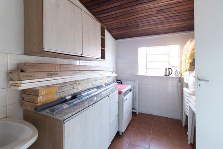 Casa para alugar com 287m², 4 quartos e 3 vagas Casa para alugar com 287m², 4 quartos e 3 vagasÁrea de Serviço