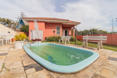 Casa para alugar com 287m², 4 quartos e 3 vagas Casa para alugar com 287m², 4 quartos e 3 vagasPiscina