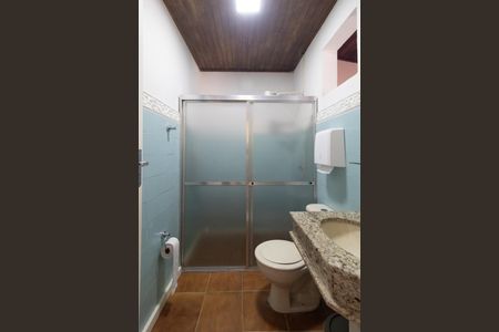 Casa para alugar com 287m², 4 quartos e 3 vagas Casa para alugar com 287m², 4 quartos e 3 vagasBanheiro de Serviço