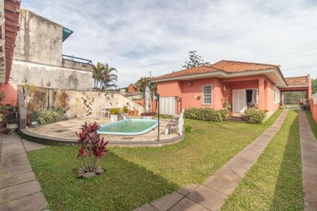 Casa para alugar com 287m², 4 quartos e 3 vagas Casa para alugar com 287m², 4 quartos e 3 vagasQuintal