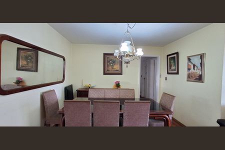 Apartamento à venda com 134m², 3 quartos e 1 vaga Apartamento à venda com 134m², 3 quartos e 1 vagaSala