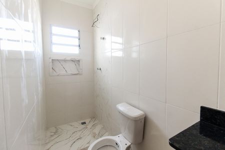 Apartamento à venda com 82m², 2 quartos e 2 vagas Apartamento à venda com 82m², 2 quartos e 2 vagasBanheiro da Suíte 2