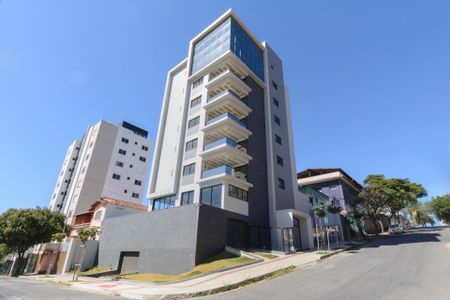 Apartamento à venda com 155m², 4 quartos e 3 vagas Apartamento à venda com 155m², 4 quartos e 3 vagasFachada