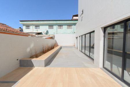 Apartamento à venda com 155m², 4 quartos e 3 vagas Apartamento à venda com 155m², 4 quartos e 3 vagasÁrea Externa