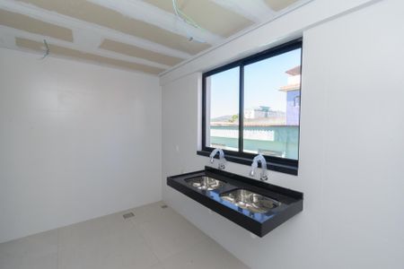 Apartamento à venda com 155m², 4 quartos e 3 vagas Apartamento à venda com 155m², 4 quartos e 3 vagasÁrea de Serviço