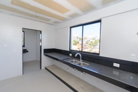 Apartamento à venda com 155m², 3 quartos e 3 vagasCozinha