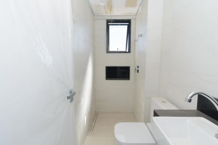 Apartamento à venda com 155m², 3 quartos e 3 vagasBanheiro da Suite 2