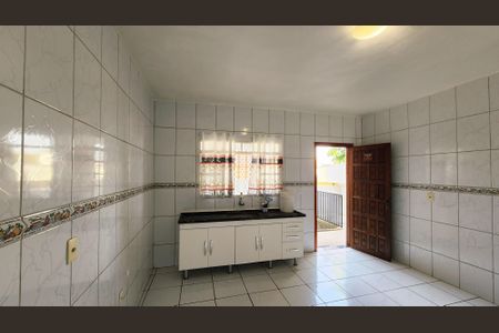 Casa para alugar com 100m², 2 quartos e 1 vaga Casa para alugar com 100m², 2 quartos e 1 vagaCozinha