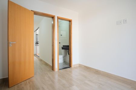 Casa à venda com 140m², 3 quartos e 3 vagasSuíte 3