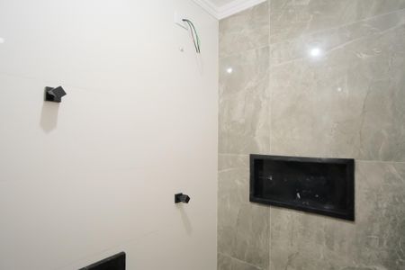 Casa à venda com 140m², 3 quartos e 3 vagasBanheiro da Suíte 2