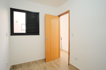 Casa à venda com 140m², 3 quartos e 3 vagasSuíte 2