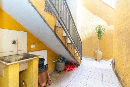 Casa para alugar com 280m², 4 quartos e 2 vagas Casa para alugar com 280m², 4 quartos e 2 vagasÁrea de Serviço