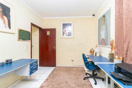 Casa para alugar com 280m², 4 quartos e 2 vagas Casa para alugar com 280m², 4 quartos e 2 vagasQuarto 2