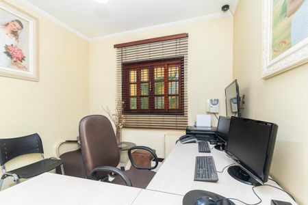 Casa para alugar com 280m², 4 quartos e 2 vagas Casa para alugar com 280m², 4 quartos e 2 vagasQuarto 3