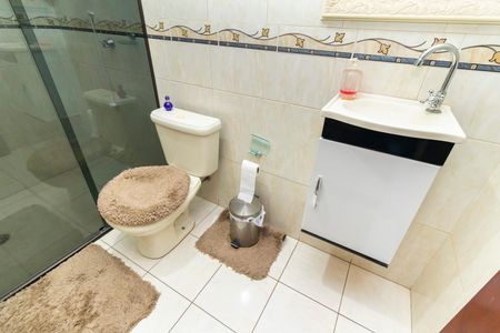 Casa para alugar com 280m², 4 quartos e 2 vagas Casa para alugar com 280m², 4 quartos e 2 vagasBanheiro da Suíte