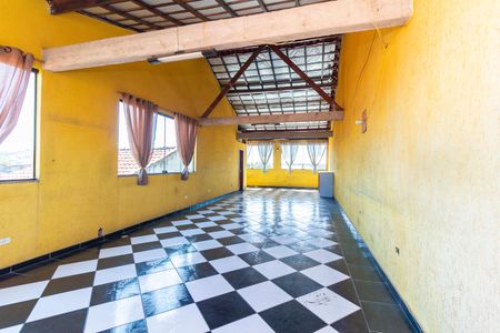Casa para alugar com 280m², 4 quartos e 2 vagas Casa para alugar com 280m², 4 quartos e 2 vagasÁrea comum - Salão de festas