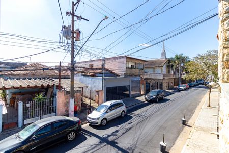 Casa para alugar com 280m², 4 quartos e 2 vagas Casa para alugar com 280m², 4 quartos e 2 vagasVista da Sacada