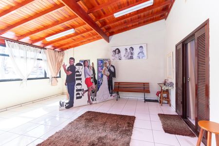 Casa para alugar com 280m², 4 quartos e 2 vagas Casa para alugar com 280m², 4 quartos e 2 vagasSacada da Suíte
