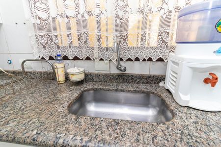 Casa para alugar com 280m², 4 quartos e 2 vagas Casa para alugar com 280m², 4 quartos e 2 vagasCozinha - Torneira