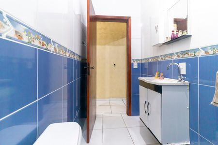 Casa para alugar com 280m², 4 quartos e 2 vagas Casa para alugar com 280m², 4 quartos e 2 vagasBanheiro Social
