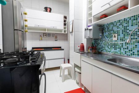 Apartamento à venda com 101m², 2 quartos e sem vagaCozinha