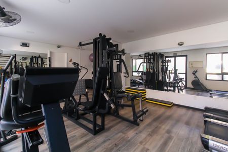 Apartamento à venda com 55m², 2 quartos e 1 vaga Apartamento à venda com 55m², 2 quartos e 1 vagaÁrea comum - Academia