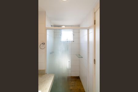 Apartamento à venda com 42m², 1 quarto e 2 vagas Apartamento à venda com 42m², 1 quarto e 2 vagasBanheiro