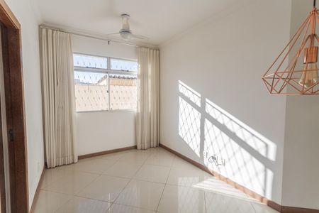 Apartamento à venda com 60m², 2 quartos e 1 vaga Apartamento à venda com 60m², 2 quartos e 1 vagaSala