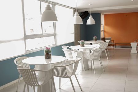Apartamento à venda com 56m², 2 quartos e 1 vaga Apartamento à venda com 56m², 2 quartos e 1 vagaÁrea comum