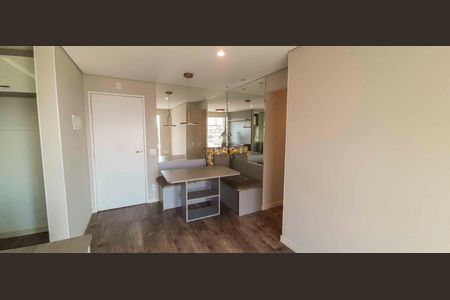 Sala de apartamento à venda com 2 quartos, 56m² em Km 18, Osasco