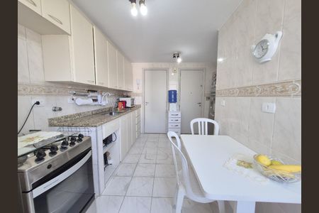 Apartamento à venda com 95m², 2 quartos e 1 vaga