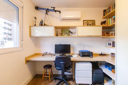 Apartamento à venda com 87m², 3 quartos e 2 vagasQuarto 2