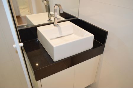 Apartamento à venda com 74m², 2 quartos e 2 vagasBanheiro