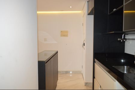 Apartamento à venda com 74m², 2 quartos e 2 vagasCozinha