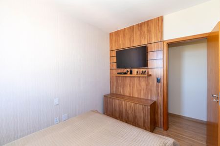 Apartamento à venda com 198m², 3 quartos e 3 vagasQuarto 2