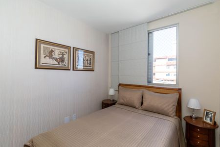 Apartamento à venda com 198m², 3 quartos e 3 vagasQuarto 2
