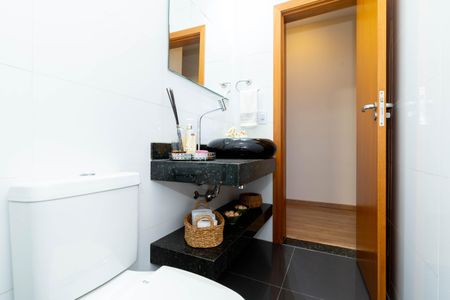 Apartamento à venda com 198m², 3 quartos e 3 vagasBanheiro 1