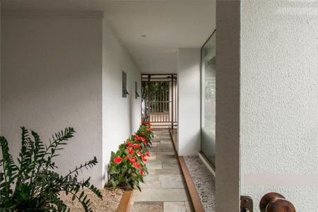 Apartamento à venda com 261m², 4 quartos e 4 vagas