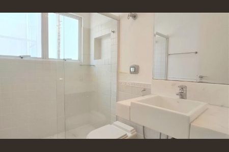 Casa à venda com 476m², 5 quartos e 4 vagas