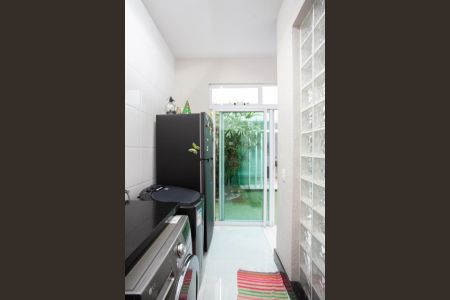 Casa de condomínio à venda com 380m², 4 quartos e 4 vagas Casa de condomínio à venda com 380m², 4 quartos e 4 vagasÁrea de Serviço