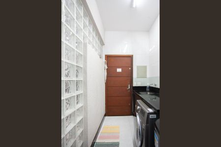 Casa de condomínio à venda com 380m², 4 quartos e 4 vagas Casa de condomínio à venda com 380m², 4 quartos e 4 vagasÁrea de Serviço