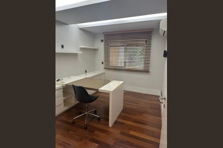 Apartamento à venda com 337m², 3 quartos e 4 vagas