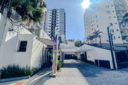 Apartamento à venda com 45m², 1 quarto e 1 vagaFachada