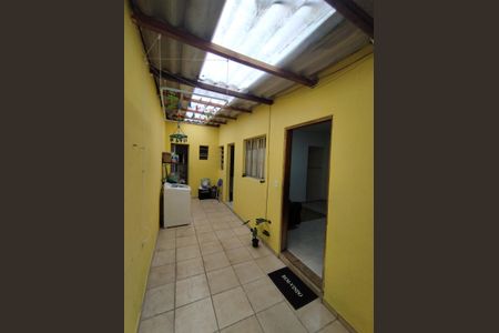 Casa à venda com 150m², 5 quartos e 2 vagas Casa à venda com 150m², 5 quartos e 2 vagasCasa 1 Área de Serviço