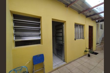 Casa à venda com 150m², 5 quartos e 2 vagas Casa à venda com 150m², 5 quartos e 2 vagasCasa 1 Área de Serviço