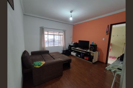 Casa à venda com 150m², 5 quartos e 2 vagas Casa à venda com 150m², 5 quartos e 2 vagasCasa 3 Sala